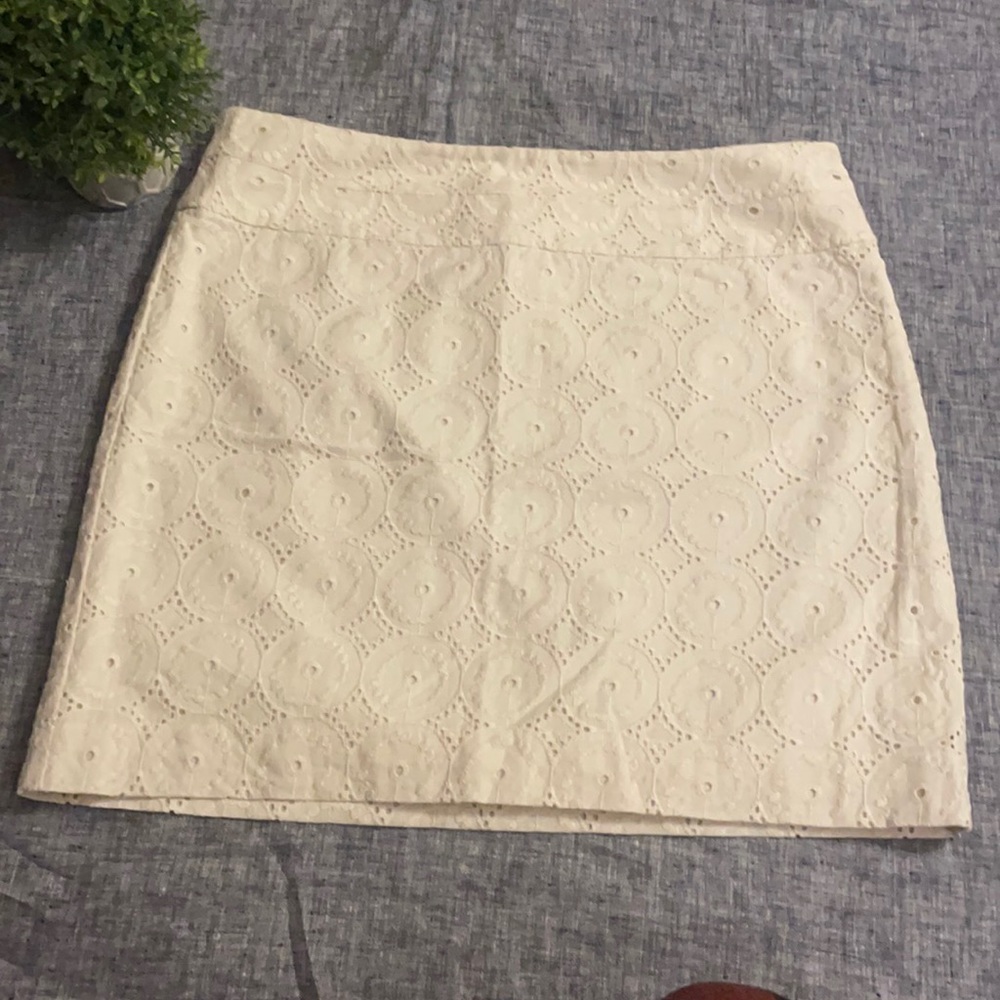 Ann Taylor Loft cream white eyelet mini skirt